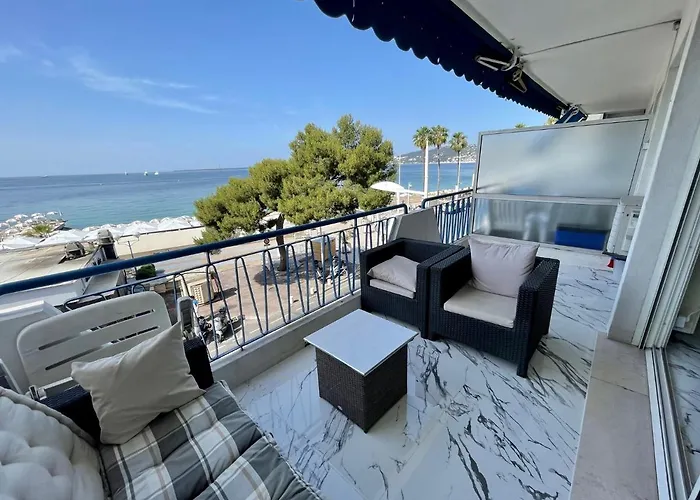 Le Chouta * Αντίμπ